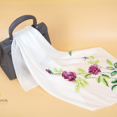 Khăn Vuông Lụa Vẽ Tay Hoa Hồng SenSilk, Khăn Lụa Thời Trang Cao Cấp 75*75cm