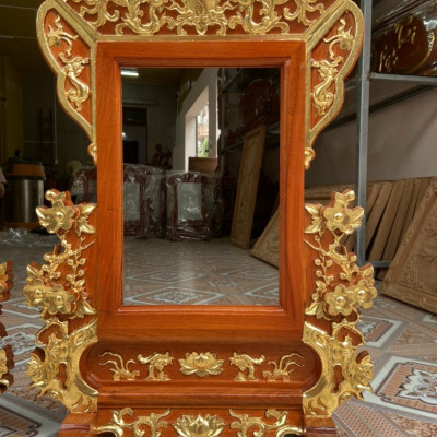 Khung ảnh thờ cúng bằng gỗ gõ đỏ kt lồng ảnh 21×31cm
