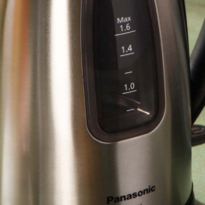 Ấm Điện Panasonic NC-SK1BRA - Hàng chính hãng