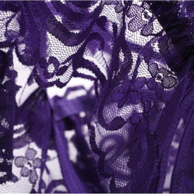 Quần lót nữ lọt khe xẻ đáy - Màu tím