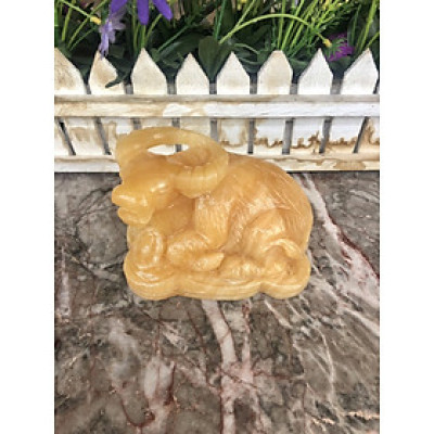 Tượng con trâu giáp phong thủy đá ngọc hoàng long đặt bàn làm việc - Dài 11 cm