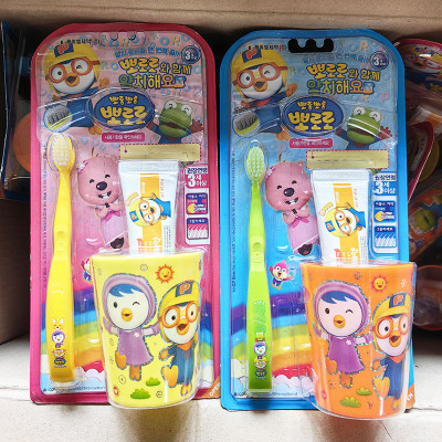 Bộ 3 bàn chải đánh răng + kem đánh răng + cốc Pororo Hàn Quốc