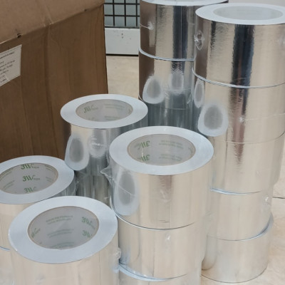 Băng keo bạc màng PET 48x50 băng keo bạc siêu dai dán ống gió