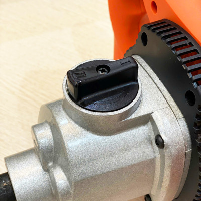 Máy khuấy sơn chuyên dụng cầm tay chính hãng Kynko KD61 - 140