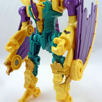 Mô hình Người máy Robot Đại bàng biến hình Beast Hunters Windrazor Predacon