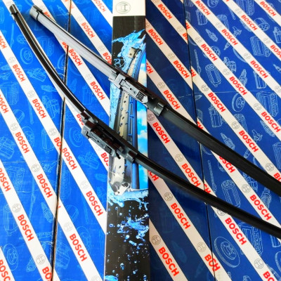 BỘ GẠT MƯA BOSCH AEROTWIN EURO SET AUDI A6 A7 (2011-2017) - 21X26 (7215)