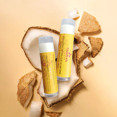 Combo 2 Cây Son Dưỡng TaBaHa Dầu Dừa Sáp Ong 5G Giúp Giảm Thâm Môi Mềm Mượt Căng Mọng