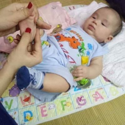 TINH DẦU TRÀM NGUYÊN CHẤT MẸ KEN-Chai 50ml