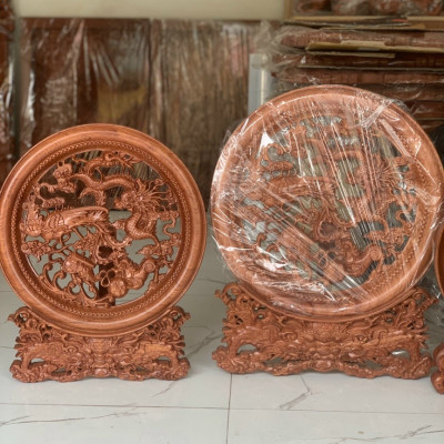Đĩa trang trí phong thủy trạm khắc tứ linh bằng gỗ hương đá kt mặt rộng 50×4,5cm
