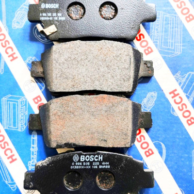 Bộ Bố Thắng Bosch Trước-Sau Toyota Vios (2003-2007) Altis (2004-2008)