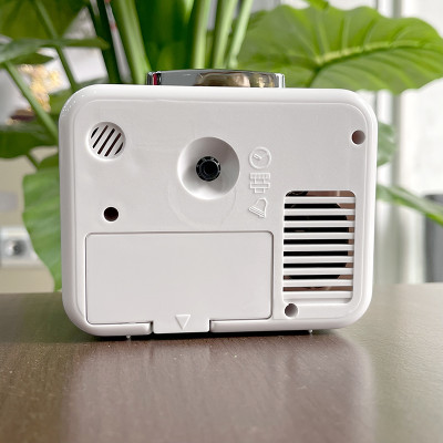 Đồng hồ Rhythm CRA827NR03 Kt 10.8 x 9.5 x 6.5cm, 250g Vỏ nhựa. Dùng Pin