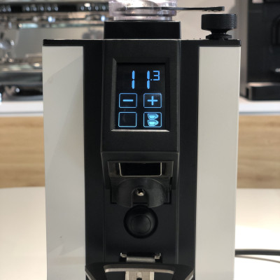 Máy xay cà phê Eureka Mignon Turbo 65 15BL - Hàng nhập khẩu từ Ý