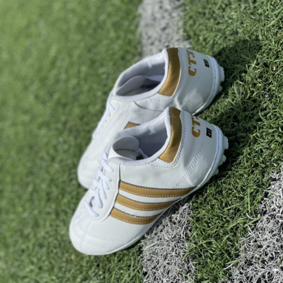 Giày đá banh,giày đá bóng sân cỏ nhân tạo đã khâu đế 3 sọc màu trắng