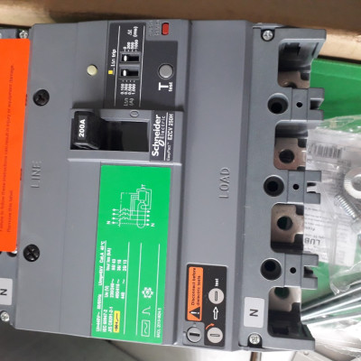 | CHÍNH HÃNG | Cầu dao EZCV250H4200 Schneider bảo vệ dòng rò 4P 200A - Icu 36kA, có chỉnh dòng rò