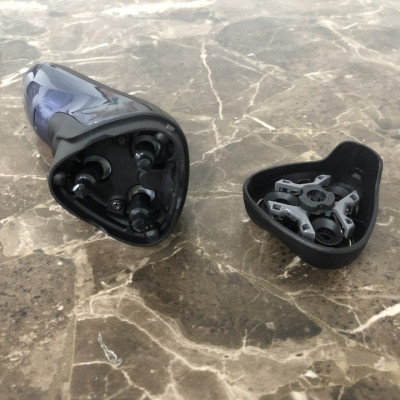  Chia sẻ:     Máy cạo râu khô và ướt Philips Aquatec AT620