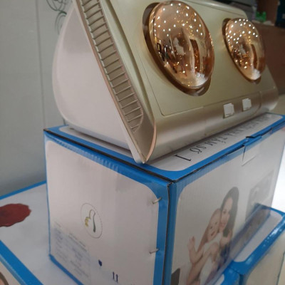 Đèn Sưởi Nhà Tắm ABG CH-C2D 2 Bóng Sưởi, Mỗi Bóng Công Suất 275W, Phù Hợp Với Phòng Tắm Rộng Từ 2-3 Mét Vuông (Giao Màu Ngẫu Nhiên) - Hàng Chính Hãng