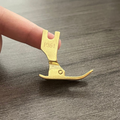 ﻿﻿[HÀNG CHÍNH HÃNG] CHÂN VỊT 1 KIM VÀNG SỬ DỤNG CHO MÁY MAY 1 KIM CÔNG NGHIỆP