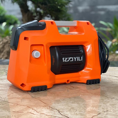 Máy Phun Xịt Rửa Xe Cao Áp YILI YLQ4450G-Pro Công Suất 2000W – Hàng Chính Hãng