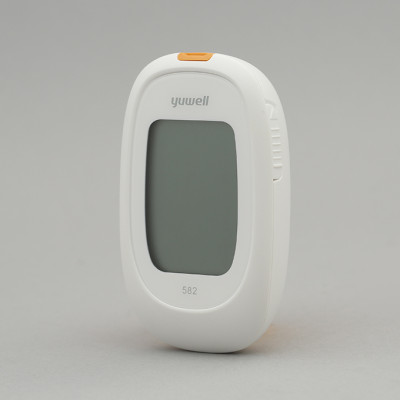 Máy Đo Đường Huyết Thế Hệ Mới Yuwell Accusure 582 - Kết Quả Chính Xác - Bảo Hành Trọn Đời