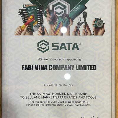 Súng bơm mỡ 400CC SATA 97202