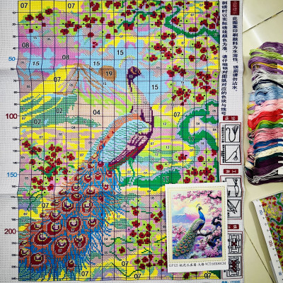 [Thêu 4 sợi] Tranh thêu chú công xinh đẹp GF121, kích thước 60 x 80 cm