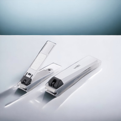 Bấm Móng Tay Cỡ Trung Type W001 Kai Razor 37411-KE0108 (Màu Trắng)