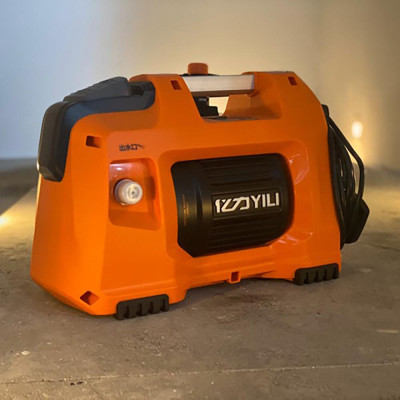 Máy Phun Xịt Rửa Xe Cao Áp YILI YLQ4450G-Pro Công Suất 2000W – Hàng Chính Hãng