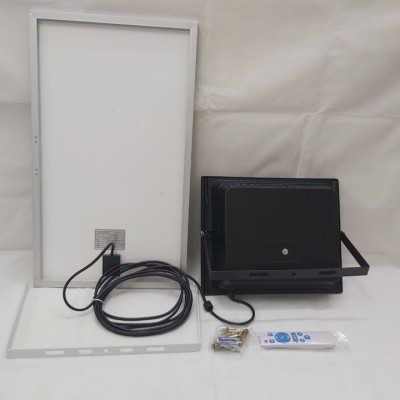 Đèn pha năng lượng mặt trời 300W