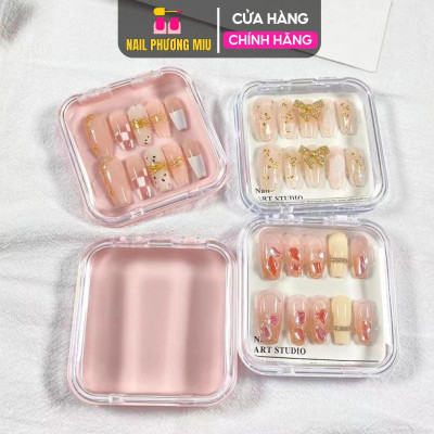 Hộp Đựng Nail Box Trưng Bày Móng Giả Bằng Nhựa Chuyên Dụng Màu Hồng Trong, Hình Vuông Bo Cạnh, Mới Sang Trọng Đáng Yêu - Nail Phương Miu Chống Bụi
