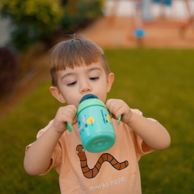 Bình Tập Uống Nước Có Ống Hút Đáy Nặng Kháng Khuẩn Chống Tràn Cho Bé Tommee Tippee Superstar 300ml, Từ 6 Tháng - Xanh Lá