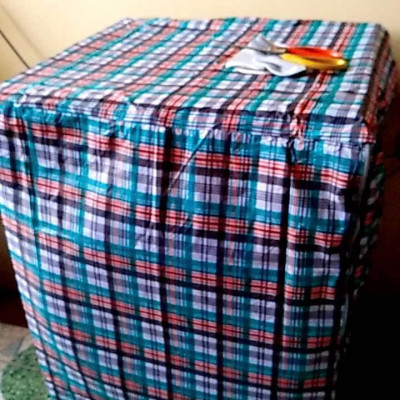 Áo phủ  máy giặt cửa trên  cho máy từ  9 -  10 kg  , vải dù siêu bền ,  thoáng khí  , chống nước  , chống bụi tốt   bảo vệ máy  khỏi mưa nắng khi để ban công giao màu ngẫu nhiên