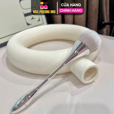 Chổi Phủi Bụi Móng Cán Dài Màu Xám Bạc Làm Nail Siêu Sang, Cọ Phủi Dài Vệ Sinh Bụi Nail Siêu Mềm Mịn, Lông Đều Cán Nhựa