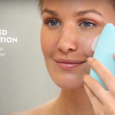 Máy rửa mặt USA Silicone kháng khuẩn công nghệ siêu âm, hút chân không HoMedics nhập khẩu USA