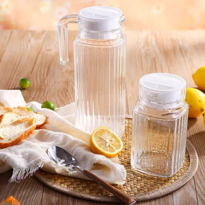 Bình đựng nước thủy tinh Luminarc Quadro G2666, dung tích 1.1L, dùng máy rửa bát | Hàng chính hãng