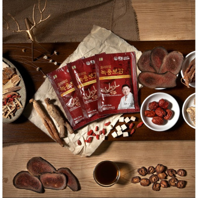 Tinh Chất Hồng Sâm Nhung Hươu Hàn Quốc 6 Năm Tuổi - Hộp 30 gói x 70ml