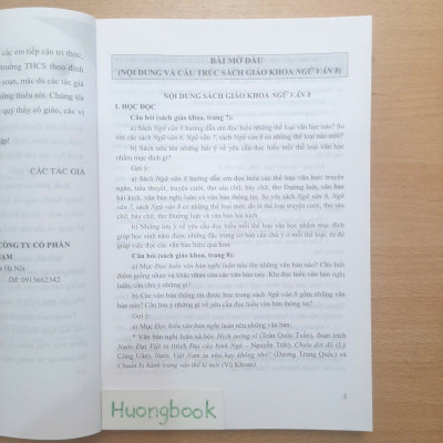 Sách - Đồng hành cùng em học Ngữ Văn 8 (Cánh diều)