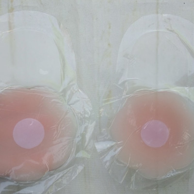 Miếng dán đầu ti nâng ngực silicon cup nhỏ 6.5cm