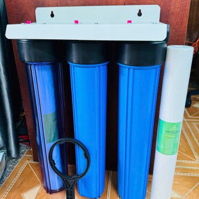 Bộ lọc nước sinh hoạt 3 cốc 20inch (gồm cốc +tay vặn+lõi 1,2,3 +pat treo), màu cốc tùy đợt/ lọc đầu nguồn
