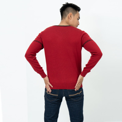Áo len nam dài tay cổ tim màu  đỏ đô  NOVELTY 180573I