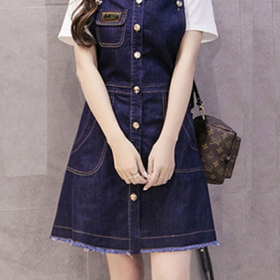 Đầm Yếm Jean Nữ Thêu Logo Cài Nút Dọc Duyên Dáng