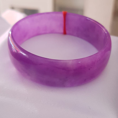 Vòng Tay Nữ Đá Cẩm Thạch Mới Bản Hẹ Tím rịm đều quá đẹp Ni 52mm x Cao16mm x Dầy 4mm Chất liệu đá cẩm thạch Màu tím tịm nhẹ đều bóng đẹp quá Size vòng 52mm Nữ mạng hỏa mạng thổ 47kg đến 50kg đeo ạ