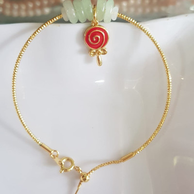 Vòng Tay charm xinh đẹp 5 đồng tiền đá cẩm thạch tự nhiên Đồng tiền Trắng Xanh nhẹ phối charm đỏ kiểu tròn may mắnVòng màu vàng khoen rút xinh Nữ đeo dễ thương ạ