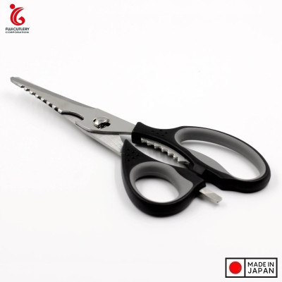 Kéo nhà bếp cao cấp 6 chức năng Fuji Cut 205mm - Hàng Nội Địa Nhật Bản