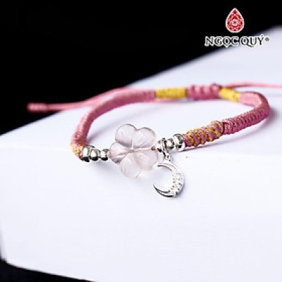 Vòng tay thắt dây thạch anh hồng hoa 5 cánh phối charm bạc mặt trăng treo - Ngọc Quý