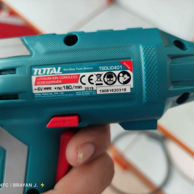 MÁY SIẾT VÍT DÙNG PIN 4V 1/4" (KÈM THEO 1 CỤC SẠC 2 GIỜ) TOTAL TSDLI0401 - HÀNG CHÍNH HÃNG