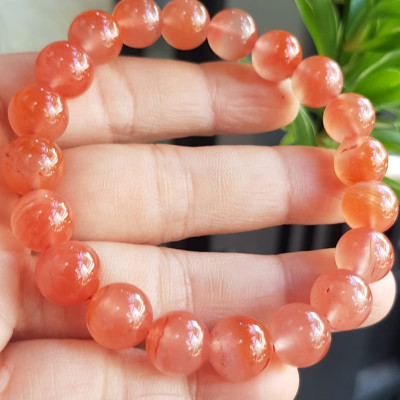 Vòng đeo tay nữ chuỗi mới đá mã não hồng cam bóng mượt đẹp size vòng hạt 10mm nam nữ mệnh hỏa mệnh thổ đeo ạ