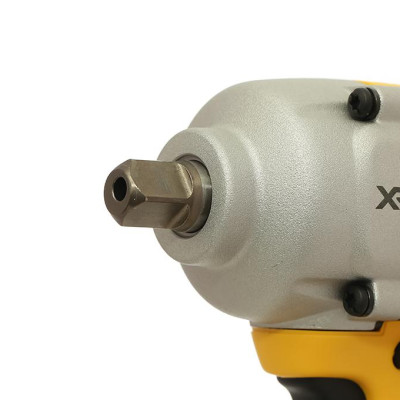 MÁY SIẾT BULONG CẦM TAY 20V 760MWO DEWALT DCF892N-B1 - HÀNG CHÍNH HÃNG