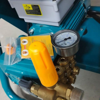 MÁY XỊT RỬA 2400W (DÙNG CHO NGÀNH CÔNG NGHIỆP) TOTAL TGT11176 - HÀNG CHÍNH HÃNG