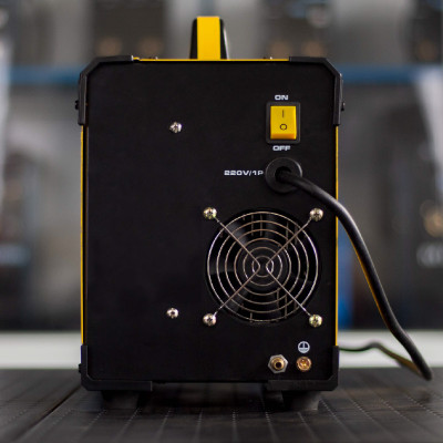 Máy hàn MIG không dùng khí Hồng Ký 200 Ampe 220V HKMIG200D