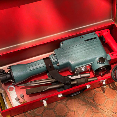 Máy đục bê tông cầm tay cỡ lớn chính hãng Kynko Kyntec KT26 siêu khỏe